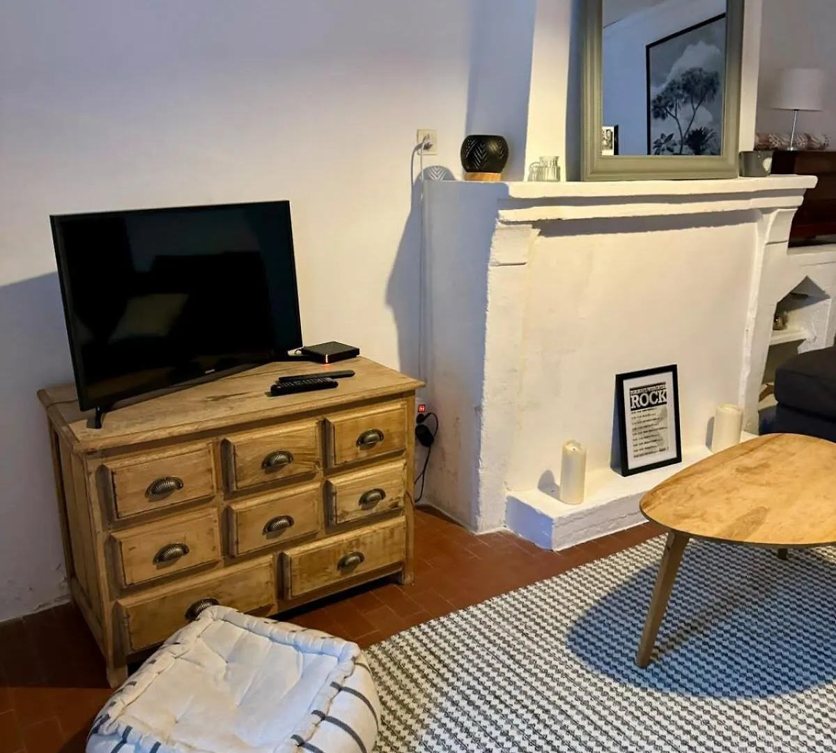 La Maison Haut-Perche Townhouse With View And Jacuzzi Saumane-de-Vaucluse Hébergement de vacances