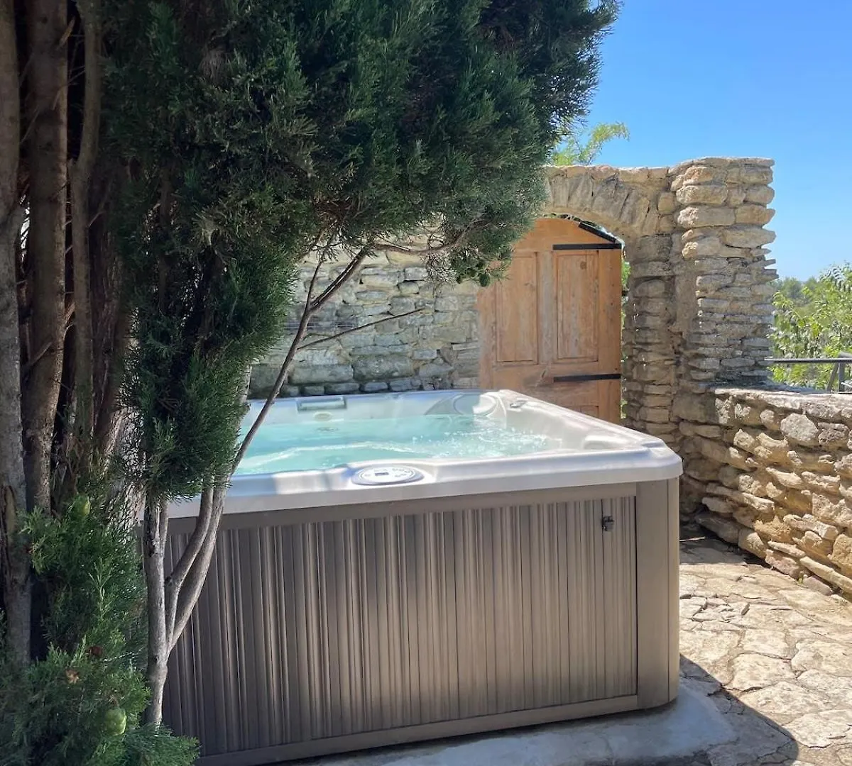 La Maison Haut-Perche Townhouse With View And Jacuzzi Saumane-de-Vaucluse